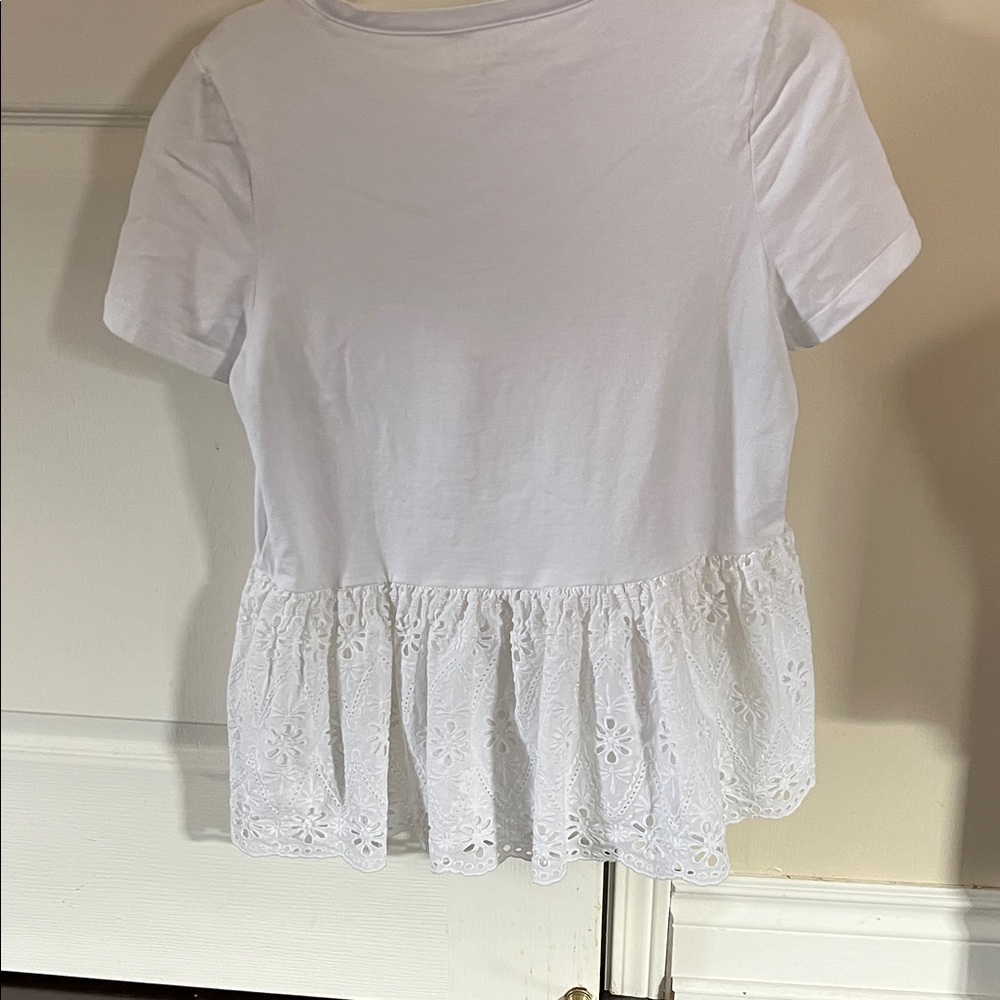 Kate Spade White Eyelet Peplum Blouse/top part t-shirt material. - Picture 3 of 4